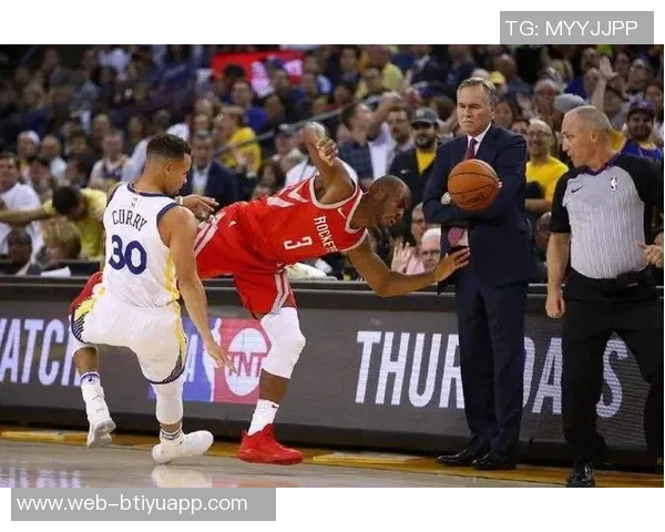 文班将在不敌勇士后2至3周内重新评估伤情恢复情况