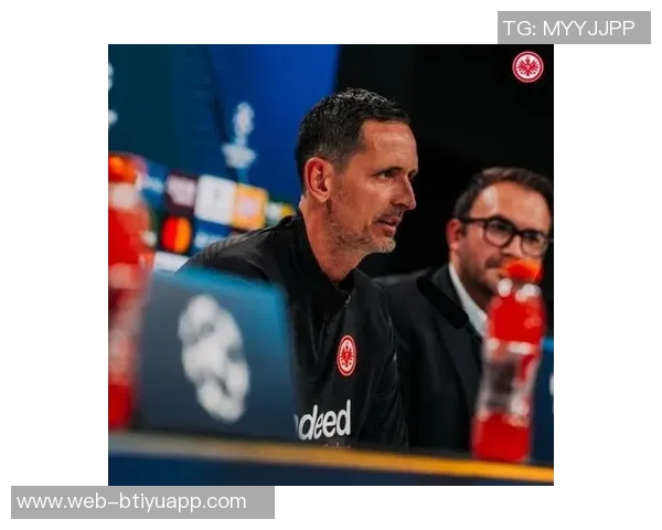 法兰克福主帅强调团队防守凯恩需坚定赢球信念全力以赴 法兰克福主帅强调团队防守凯恩需坚定赢球信念全力以赴